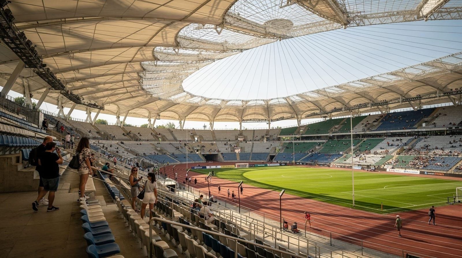 Guide des Jeux olympiques de Munich 1972 : les Jeux joyeux et la tragédie — Les JO de Munich 1972 — la toiture-tente de Frei Otto, les 7 médailles d'or de M