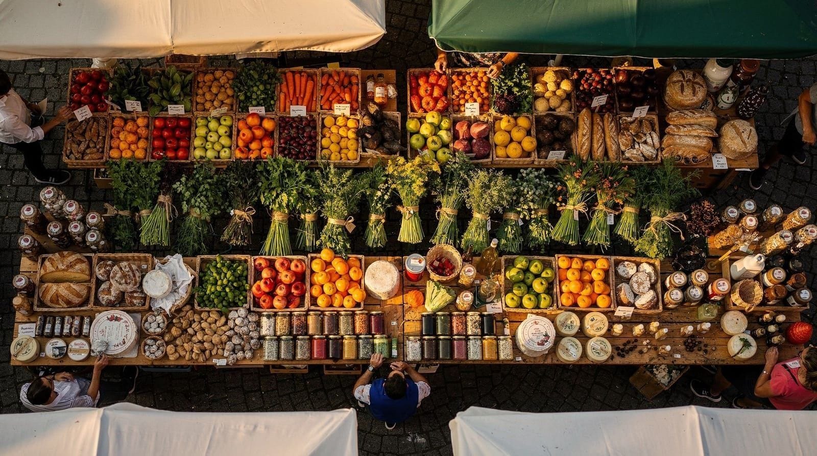 Viktualienmarkt shopping guide — What to buy at Munich's Viktualienmarkt in 2026 — the best stalls, Bavarian food
